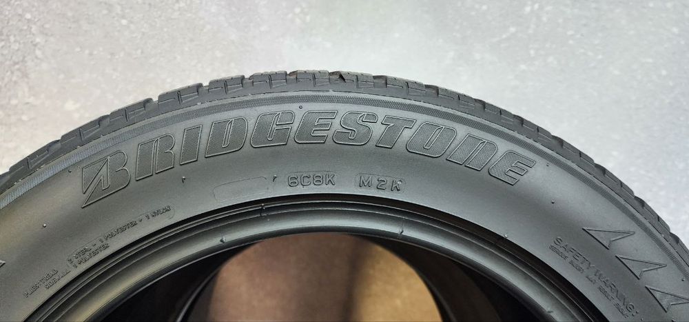 205.55.16 Bridgestone Blizzak LM25 2шт