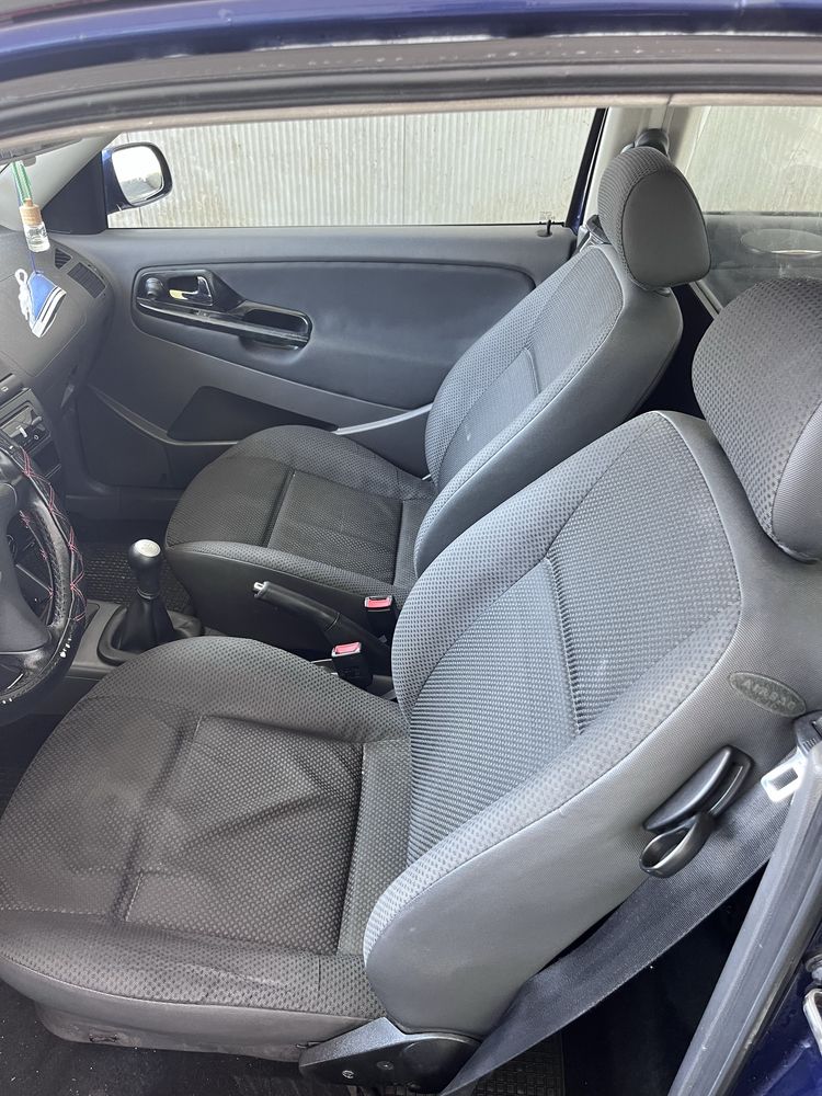 Vendo Seat Ibiza 6k2 1.9D - Impecavel