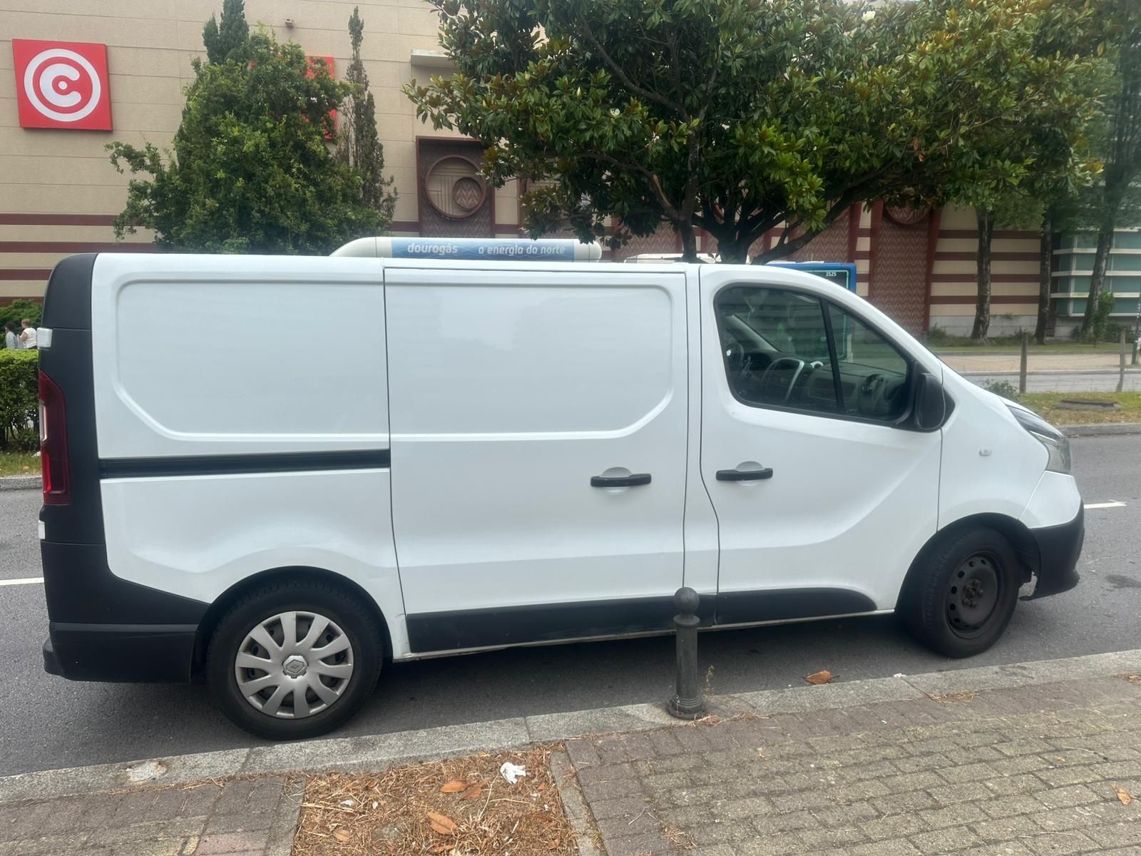 Vendo carrinha traffic com matricula francesa em bom estado