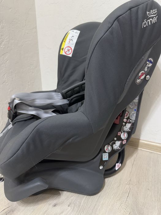 Britax Romer Модель FIRST CLASS PLUS дитяче автокрісло