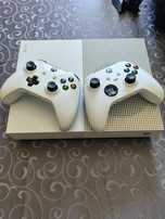 (Troco) Xbox One S 1TB + 2 Comandos + 30 Jogos