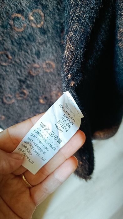 Narzutka alpaka bez czerń elegancka guzik