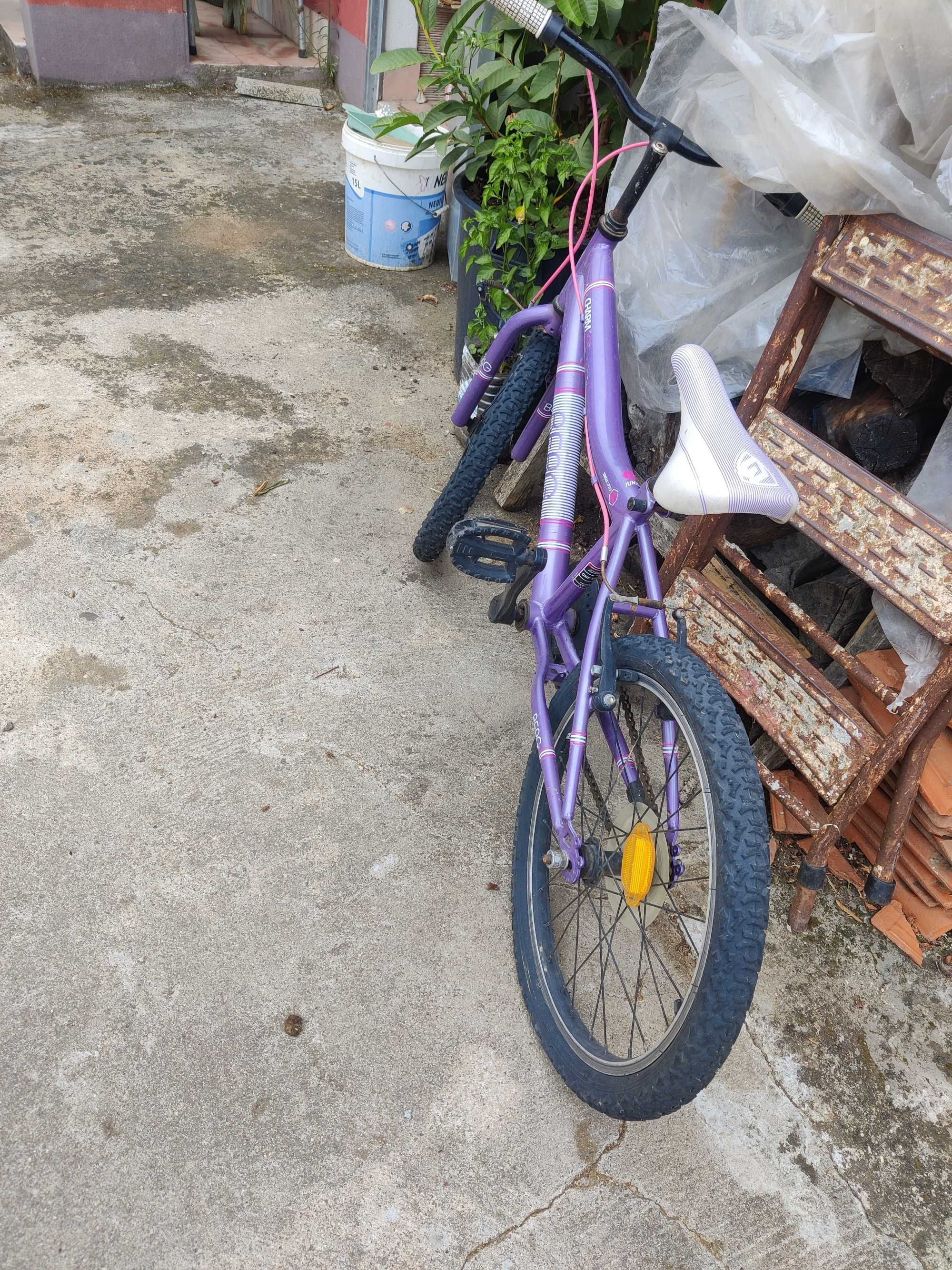 Vende+se Bicicleta criança