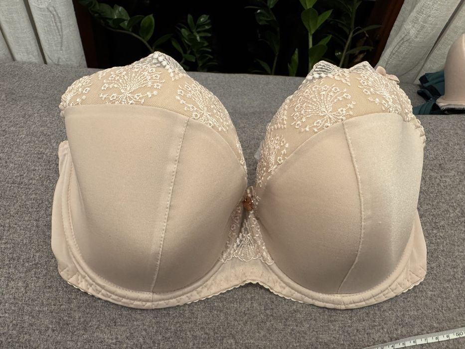 Stanik Ava kolor beżowy 75g półusztywniany NOWY !!