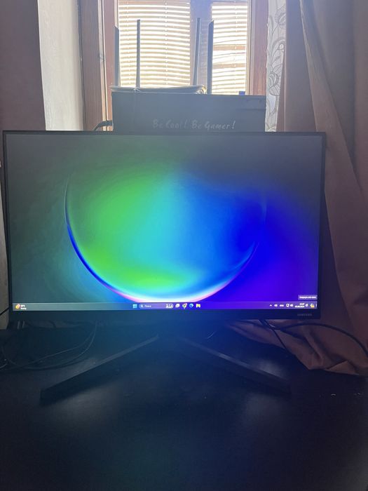 Монитор Samsung