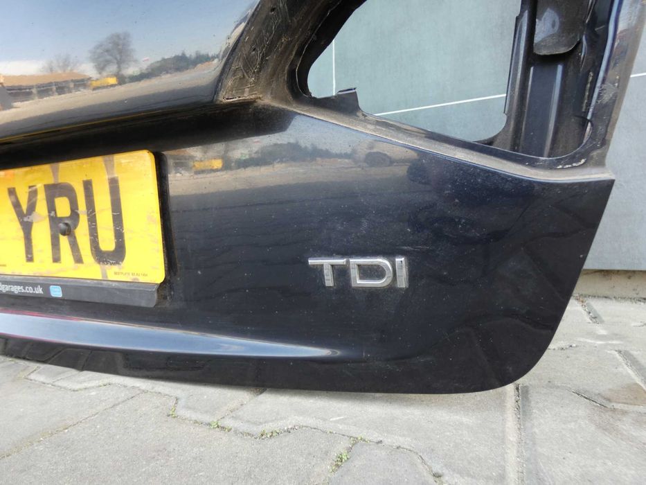 Klapa bagażnika tył tylna Audi A4 B8 LIFT KOMBI LX5R RZ2/34 GORLICE