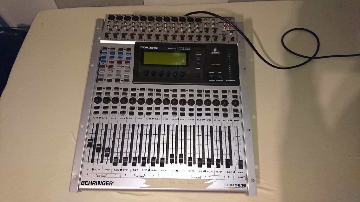 Behringer ddx3216