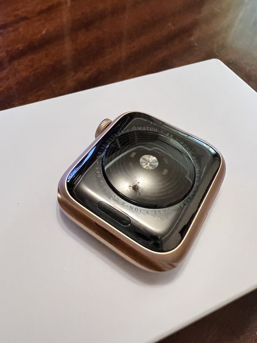 Apple Watch SE 40 mm