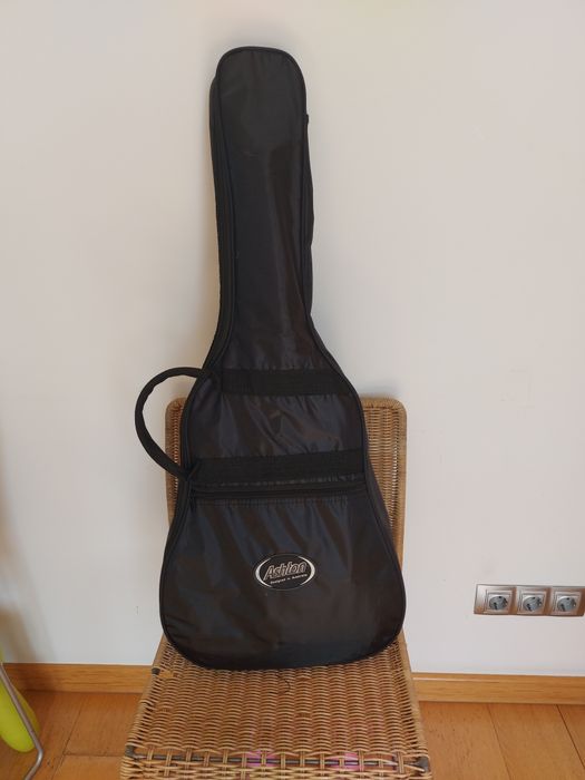 Guitarra Ashton para iniciantes