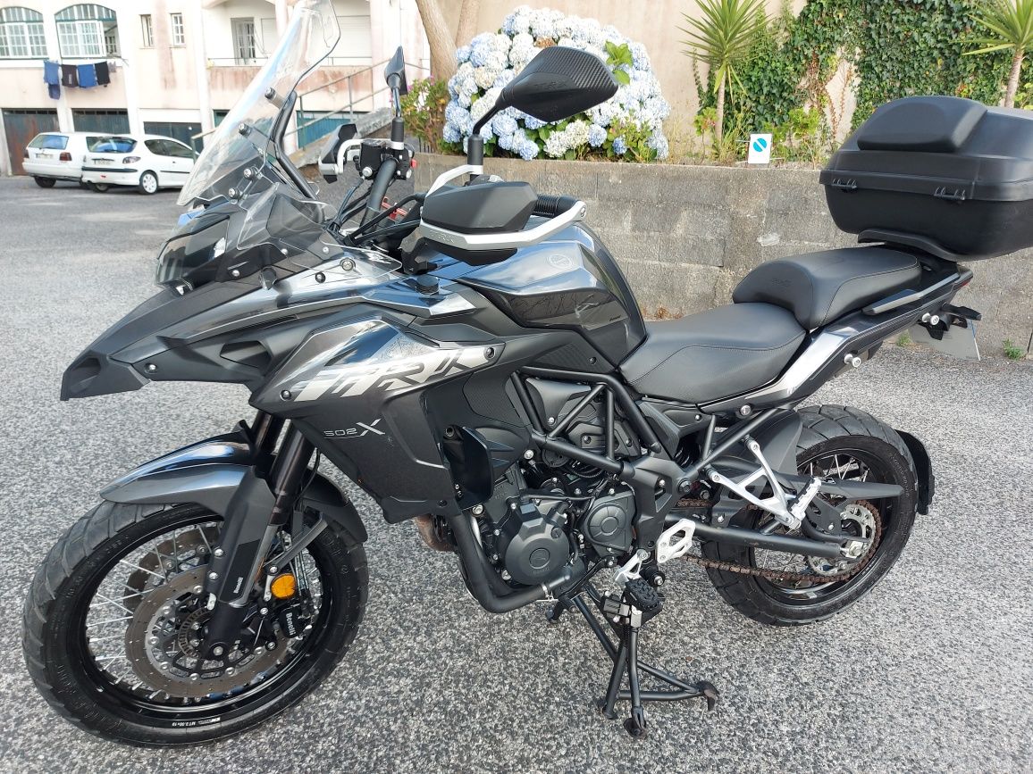 Benelli trk 502x  2021