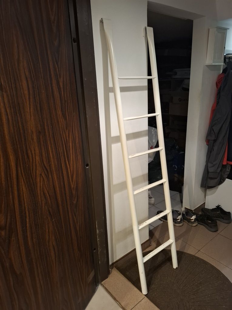 Drabina metalowa biała 174cm do łóżka piętrowego