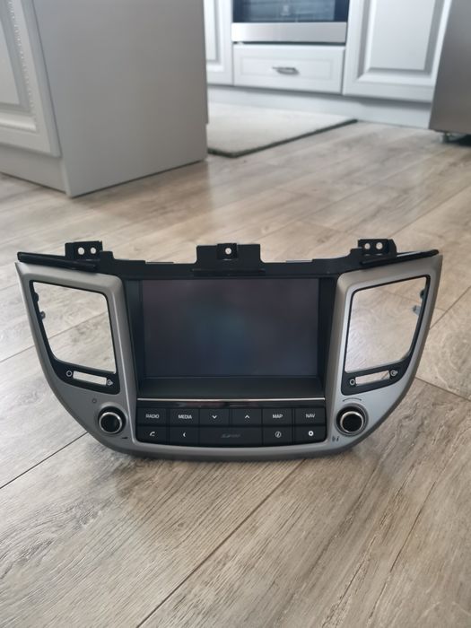 Штатна автомагнітола Hyundai Tucson 2015-2018 (Tucson 3, TL), камера