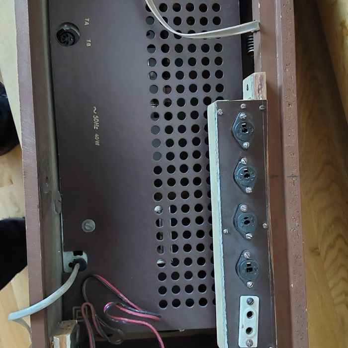 Радіола LOEWE OPTA -- 1957/1958 р. терміново