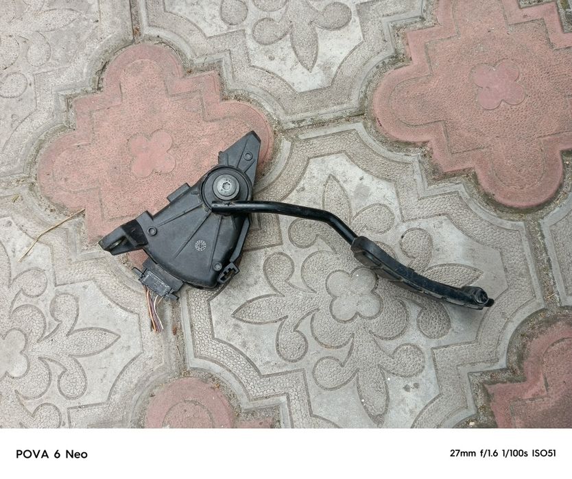 Педаль газа Renault Master 2.5  DCI /2.2 DCI 2003-2010