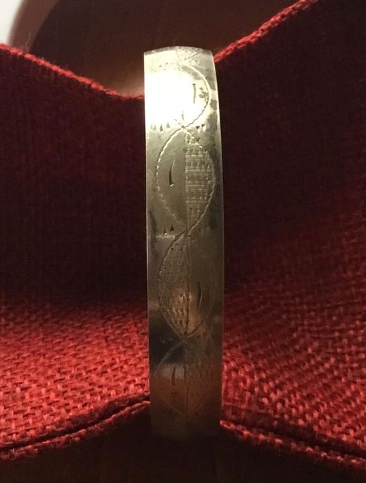 Srebrna bransoletka, bangla