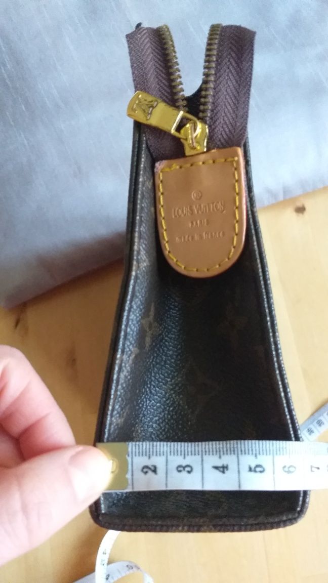 Kosmetyczka Louis Vuitton