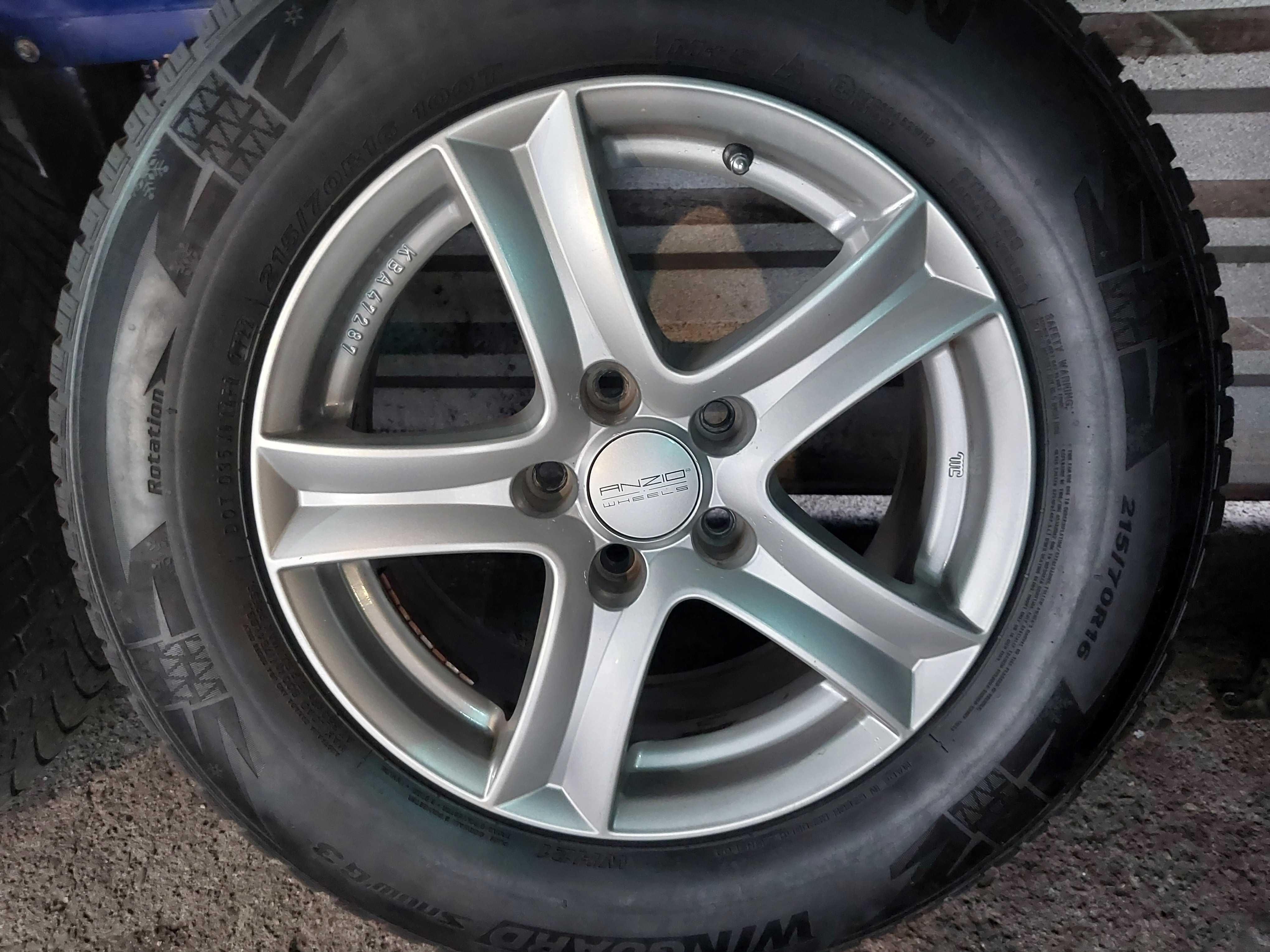 Koła zimowe alu Kia, Hyundai 16 cali 5x114.3 plus opony zimowe Nexen