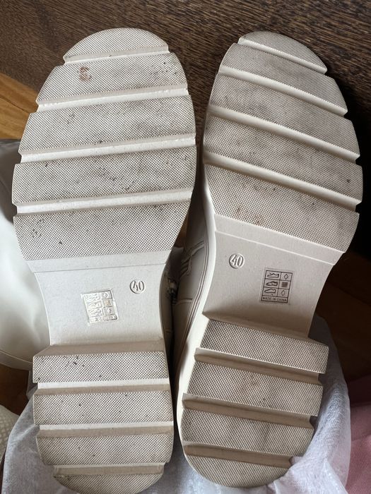 Botas beige cano alto