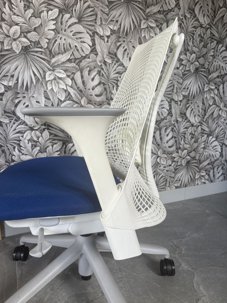 Fotel biurowy ergonomiczny Herman Miller Sayl