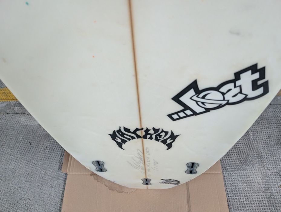 Surfboard Lost The Driver 5'11 28.24L