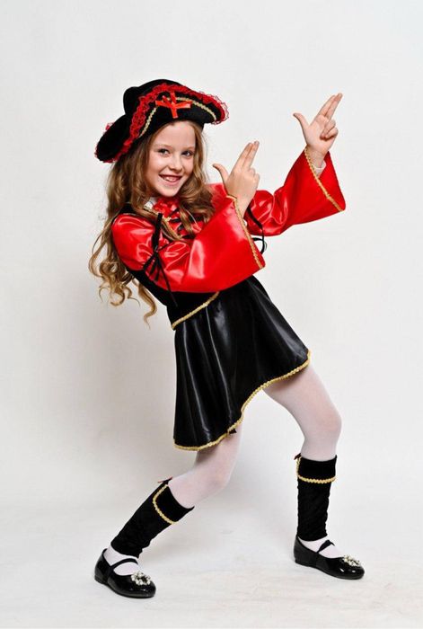 Дитячий карнавальний костюм Піратка на 4-6 років
