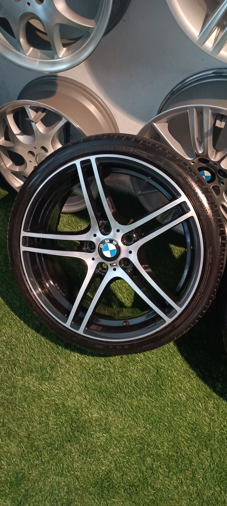 Jantes e pneus 19 bmw style 313 M Performance originais como novas