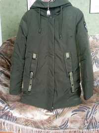 Куртка женская зимняя р.44-46