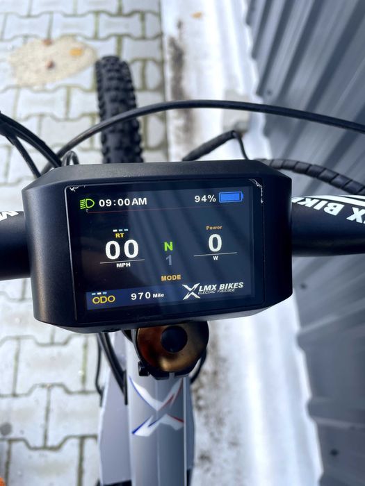 LMX Apex 64 – francuski wysokiej klasy e-bike w wersji offroad