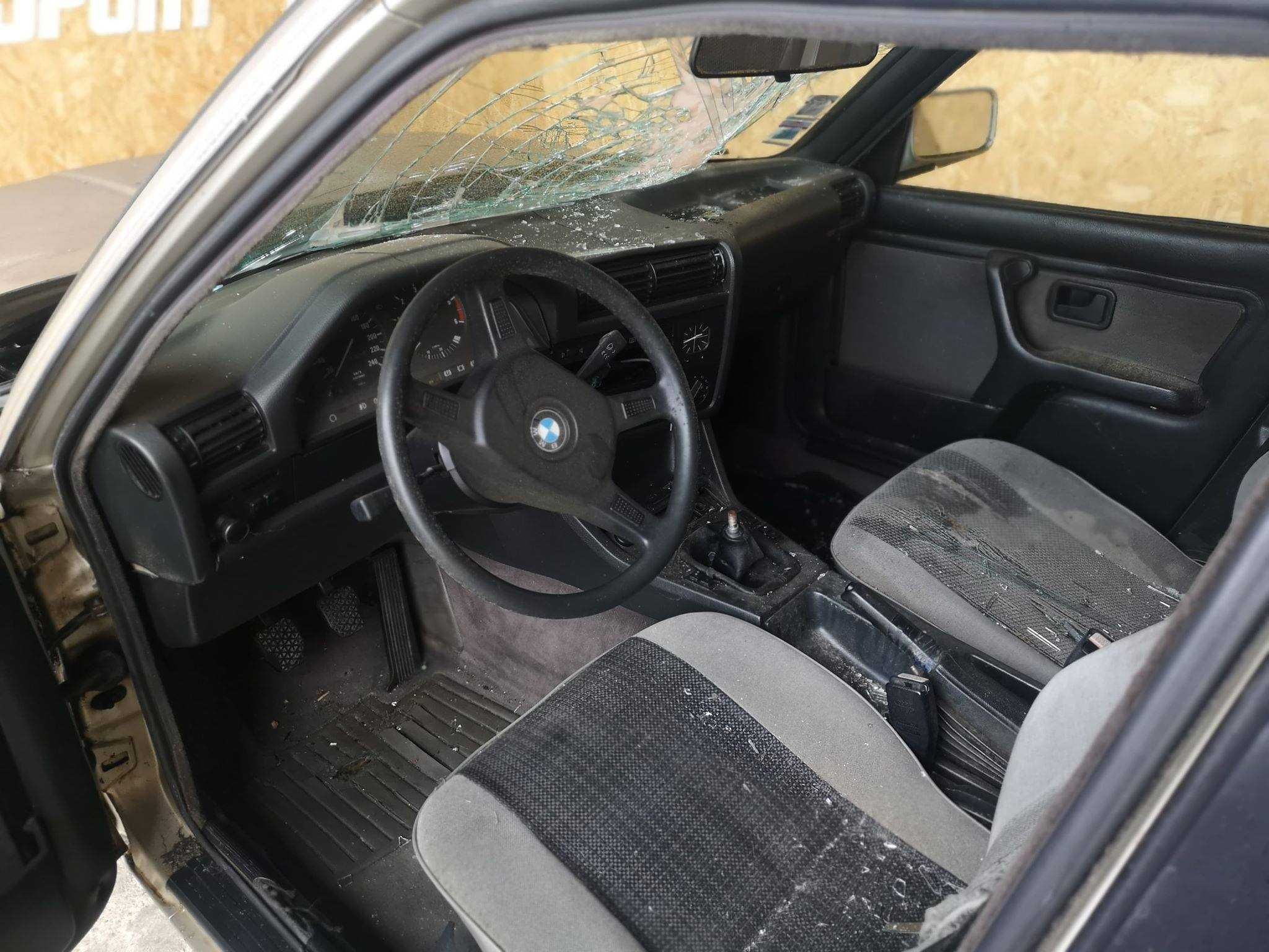 BMW E30 324TD _ Para Peças