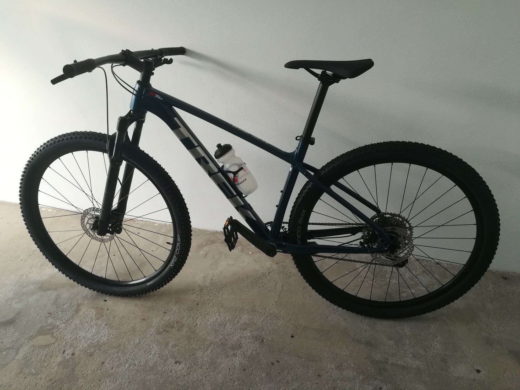 Bicicleta Trek roda 29 - NOVA com garantia