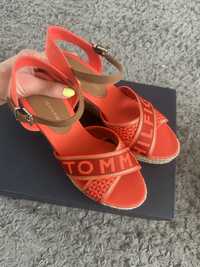 Tommy Hilfiger Sandałki espadryle r 39 NOWE koturna na korku