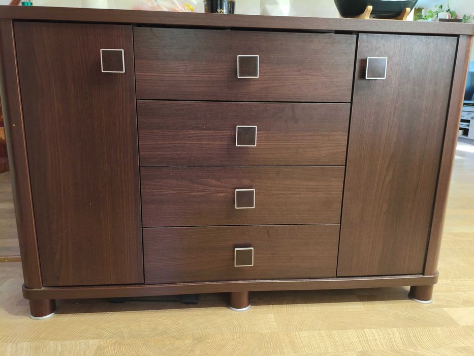 Komoda + szafki nocne