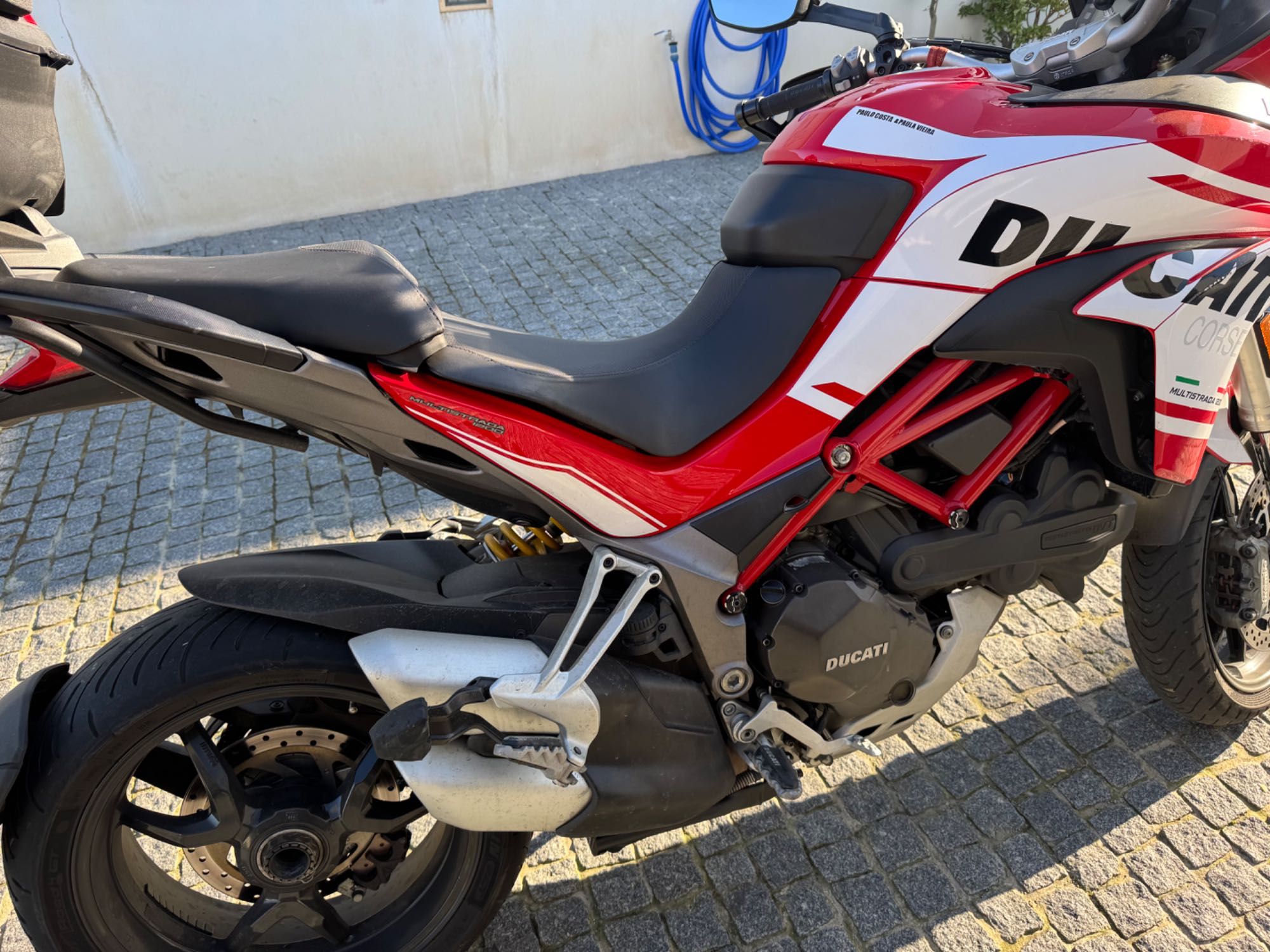 Ducati multistrada 1200S com malas