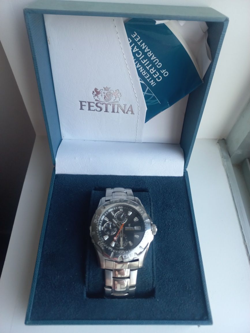 Relógio Festina usado mas como novo