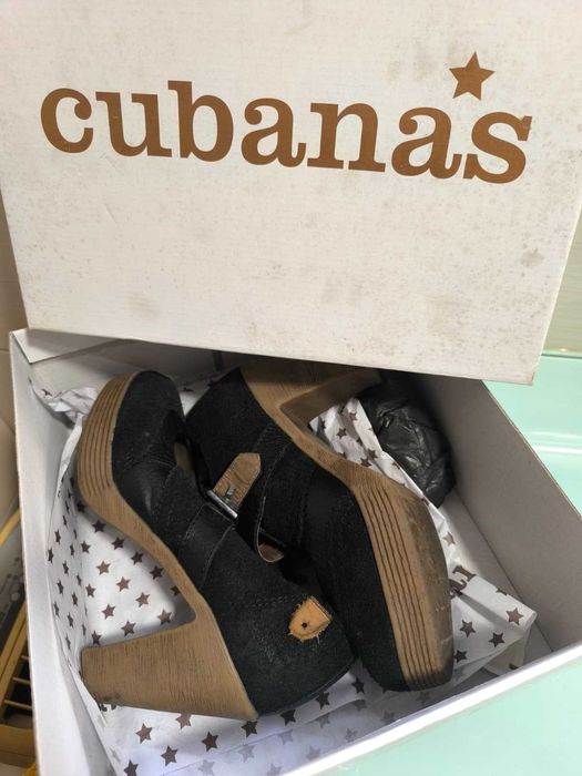 Sapatos Cubanas Nº38