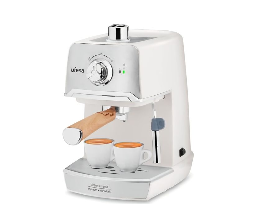 Кофеварка рожковая Ufesa CE7238(Cream)