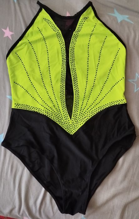 Купальник для выступления на рост 146