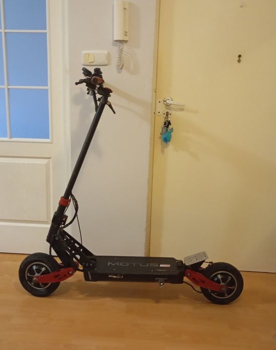 Hulajnoga elektryczna motus 10 pro Sport