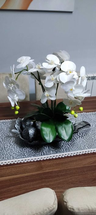 Arranjos florais artificiais