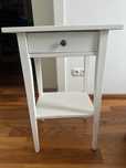 Stolik nocny Ikea Hemnes