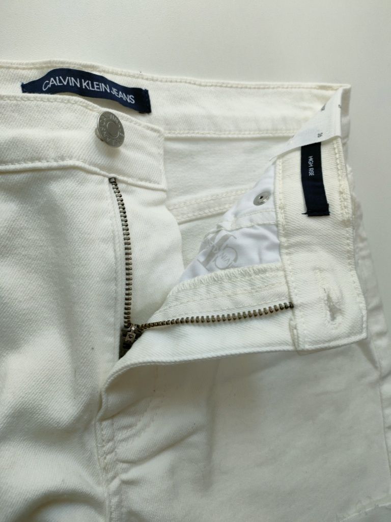 Шорти Calvin Klein jeans, 26 розмір (S)
