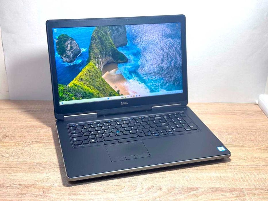 Dell Precision 7710 • Core i7 •32GB• 450GB NVME+HDD •Nvidia 4GB•Win 11