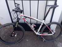 Bicicleta BTT Scott