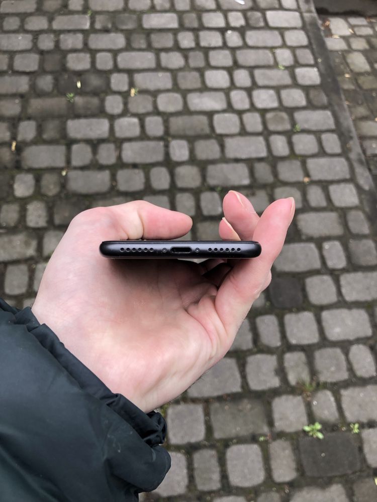 IPhone 8 64g Ідеальний стан