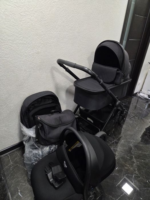 Коляска дитяча 3в1