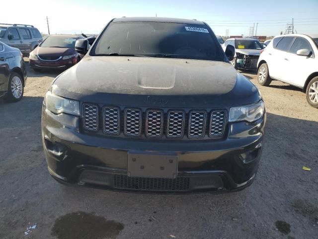 Разборка /двері /капот/бампер/ двигун Jeep grand cherokee wk2