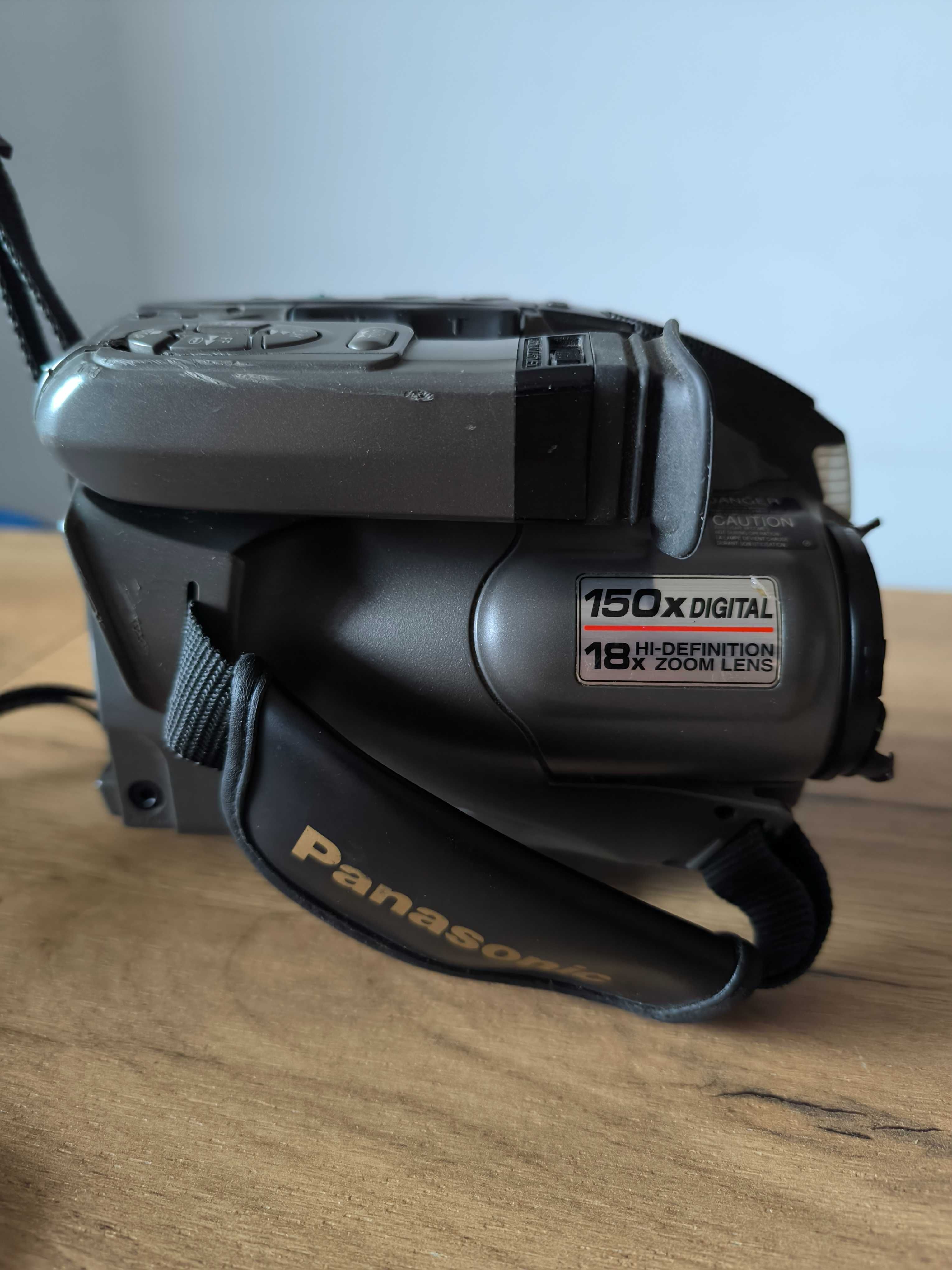 Kamera Panasonic PV-L580D VHS-C Palmcorder Camcorder