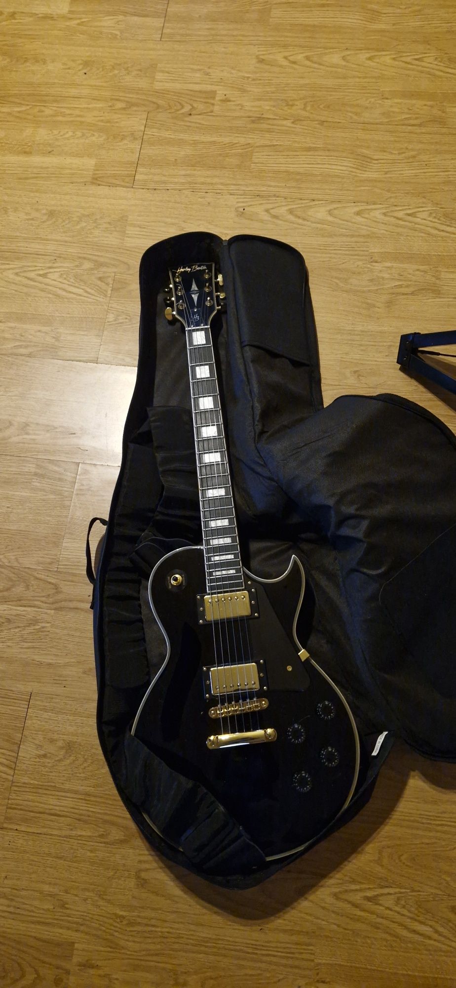 Harley Benton SC-500 BK Vintage Series (como nova)