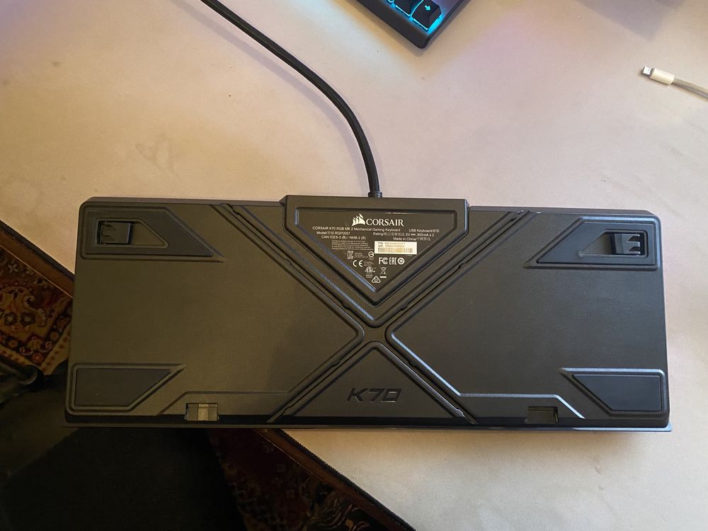 Teclado gaming corsair k70 mk2