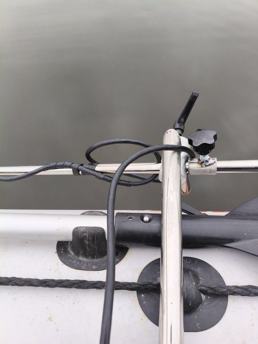 Sztyca do przetwornika echosondy live.